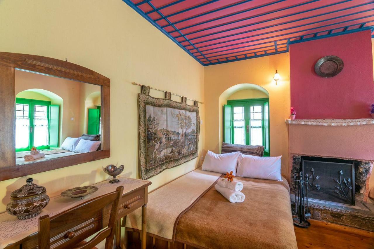 Morfeas Guesthouse Папингон Экстерьер фото