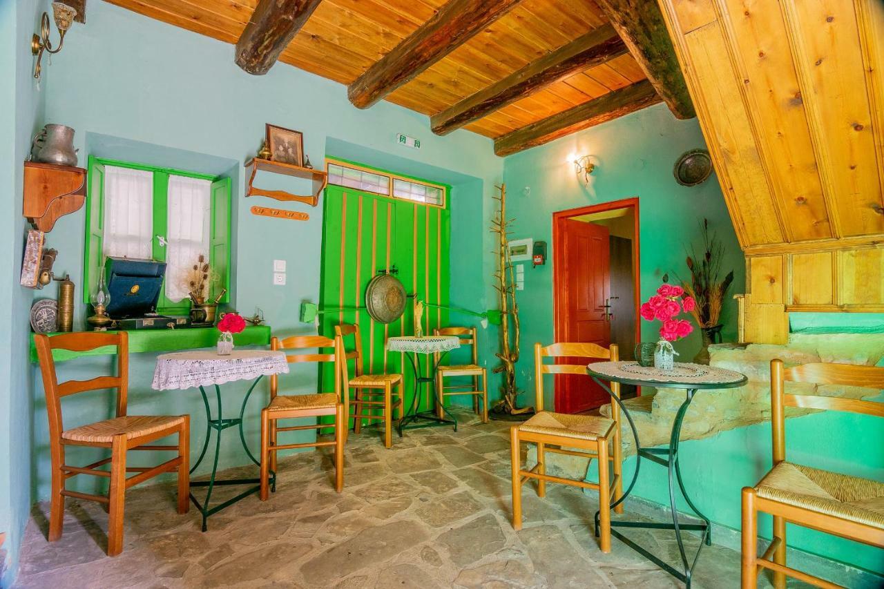 Morfeas Guesthouse Папингон Экстерьер фото